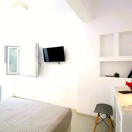 فندق Centrum White *